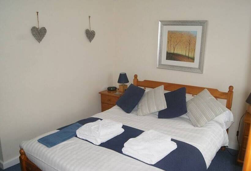 פונדק King S Arms