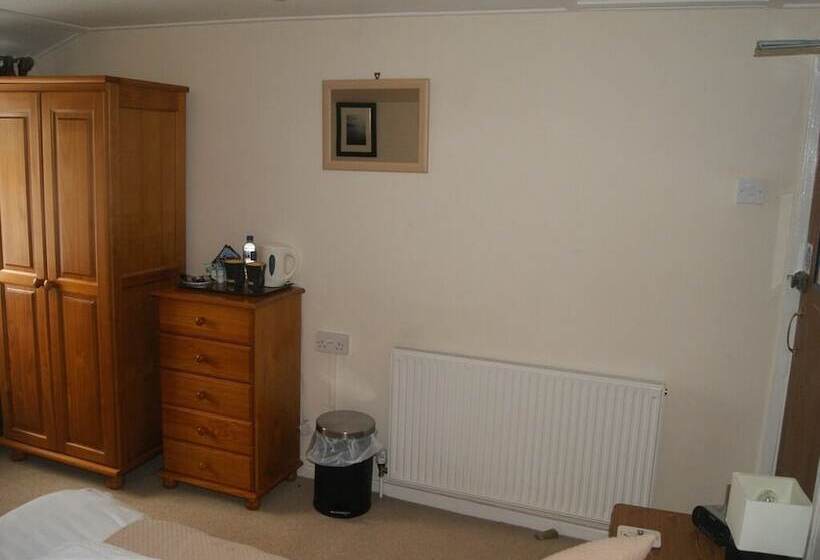 פונדק King S Arms