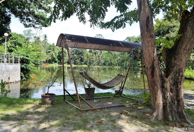 בית מלון כפרי Amandari Cove