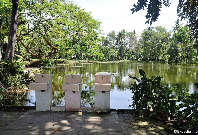 בית מלון כפרי Amandari Cove