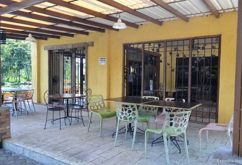 בית מלון כפרי Amandari Cove