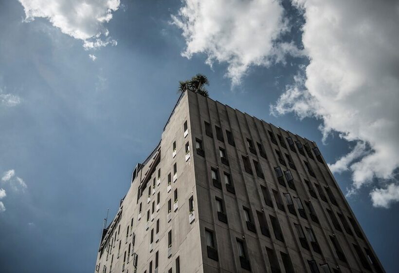 Aquarius Hotel And Urban Resort