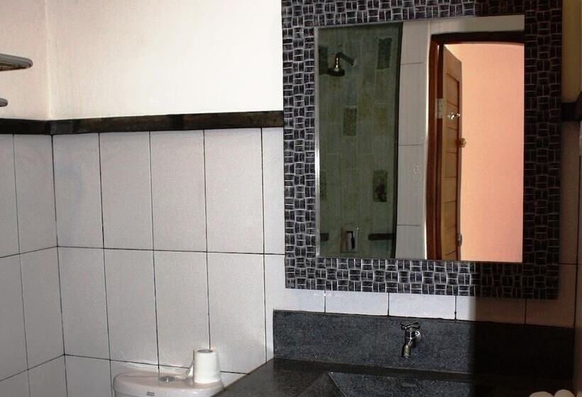 בית מלון כפרי Arjuna Homestay