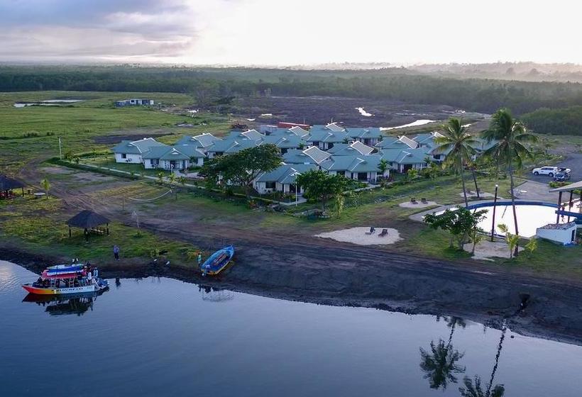 هتل Bayview Cove Resort