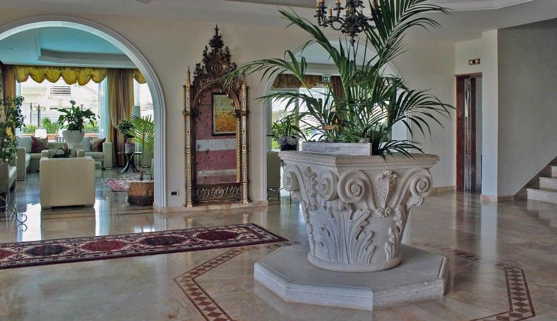 בית מלון כפרי Benini