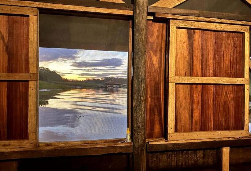 هتل Cabaña Flotante Kurupira