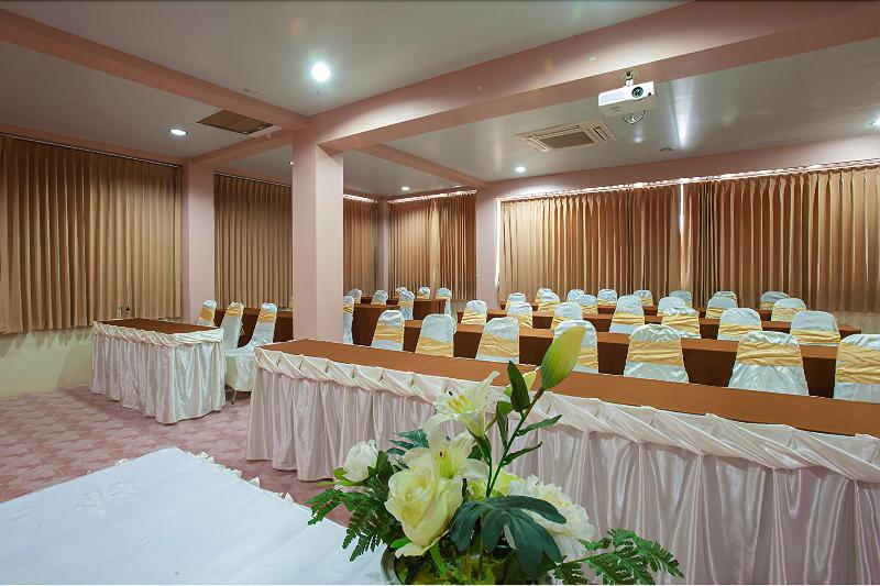 Отель Chonnapha Resort