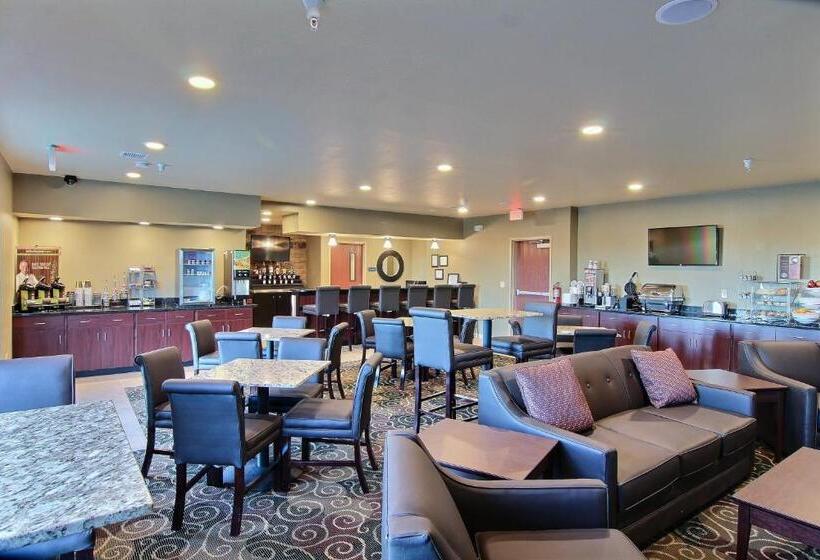 Cobblestone Hotel & Suites   Mccook