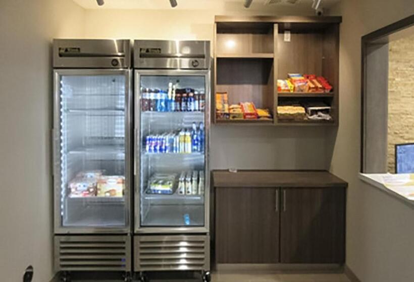 בית מלון כפרי Comfort Inn & Suites Snyder