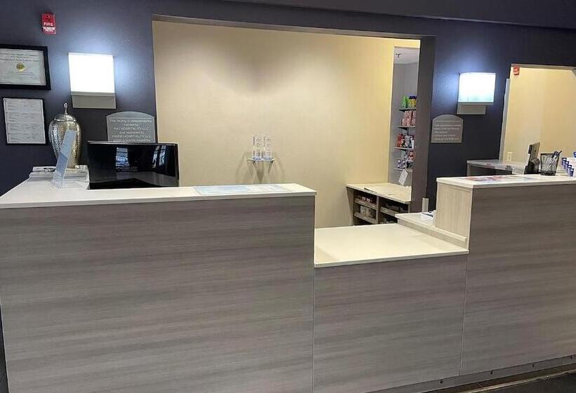 호텔 Coratel Inn & Suites By Jasper Rochester