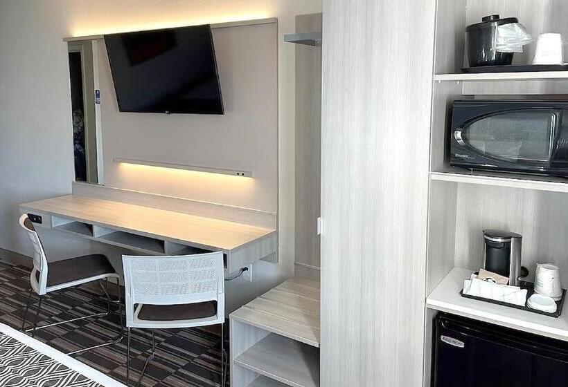 호텔 Coratel Inn & Suites By Jasper Rochester