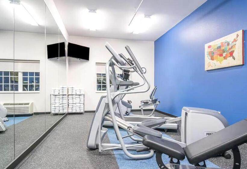 호텔 Coratel Inn & Suites By Jasper Rochester