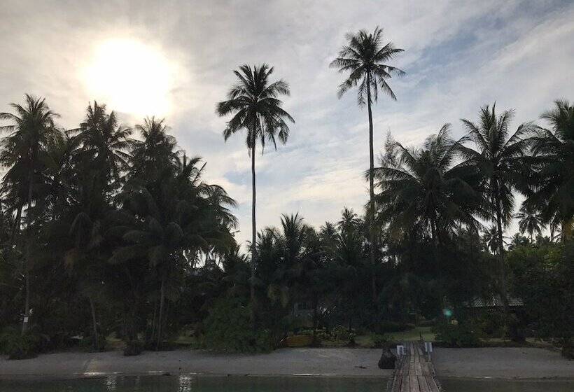 בית מלון כפרי Dusita Resort Kohkood