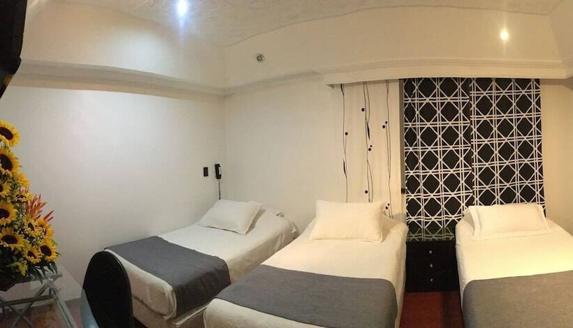 酒店 Ejecutivo Embajada