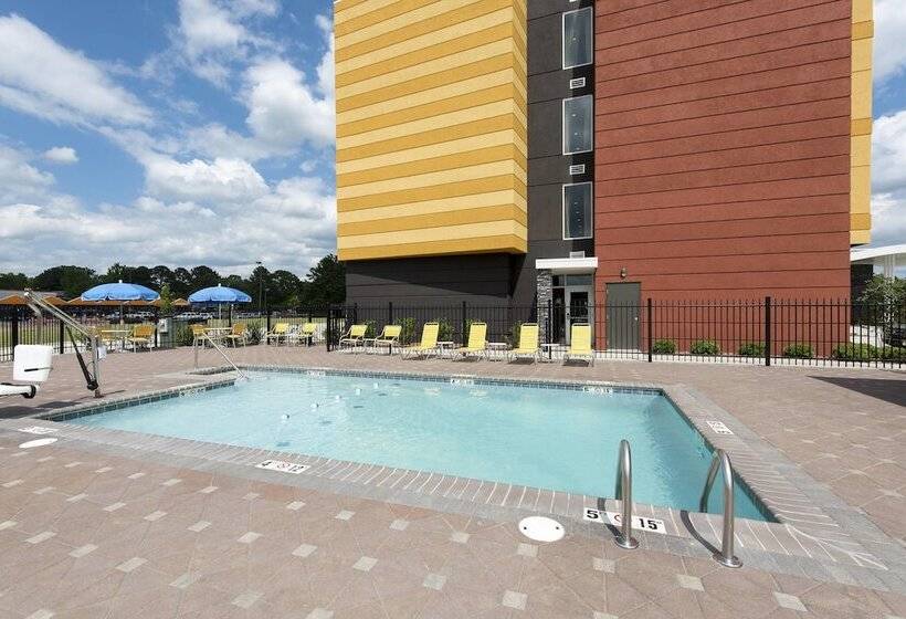 فندق Fairfield Inn & Suites By Marriott Jackson Clinton