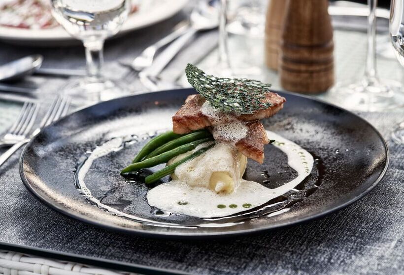 Fanar Hotel & Residences