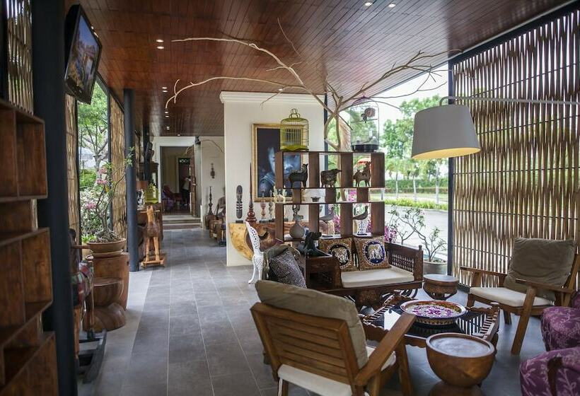 Отель Fanli Resort Chiang Mai