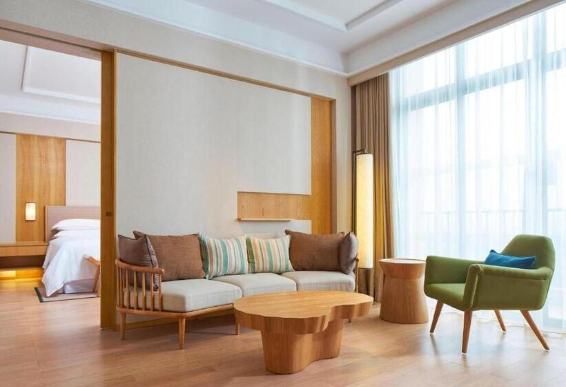 בית מלון כפרי Four Points By Sheraton Chengdu, Pujiang Resort