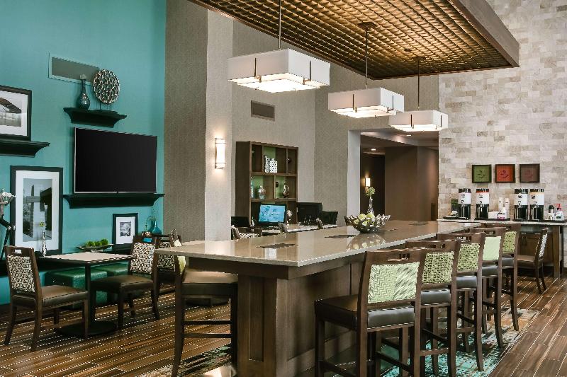 בית מלון כפרי Hampton Inn & Suites Mason City