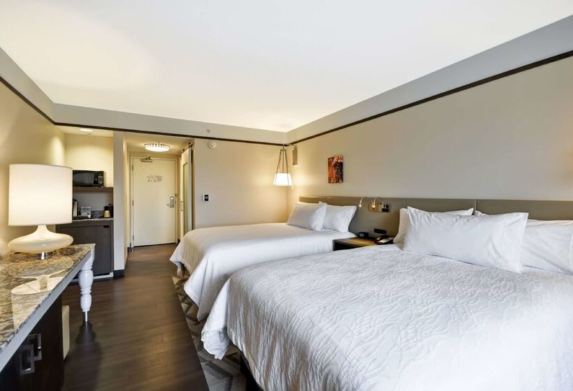 בית מלון כפרי Hilton Garden Inn Detroit Troy