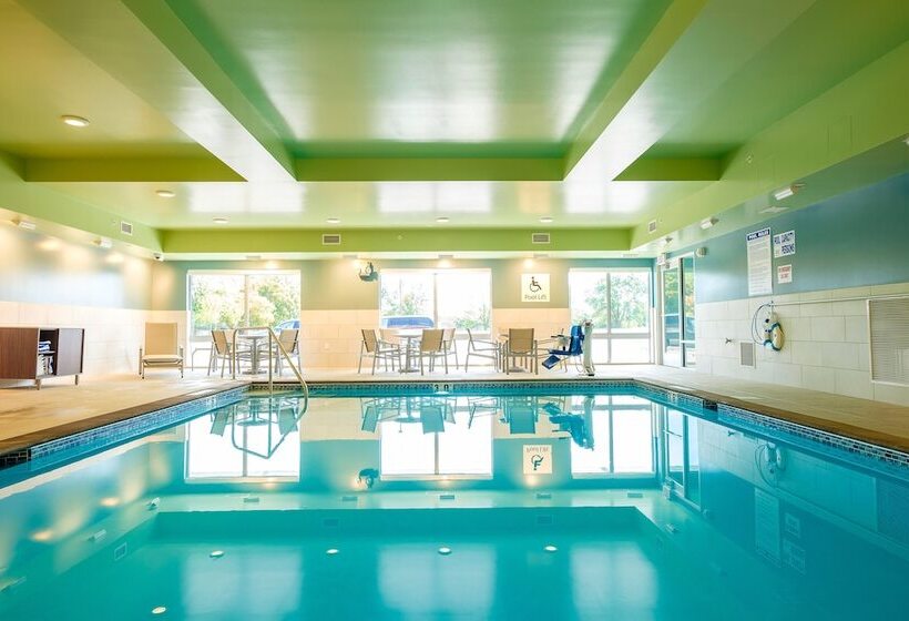 בית מלון כפרי Holiday Inn Express & Suites Eagan   Minneapolis Area, An Ihg