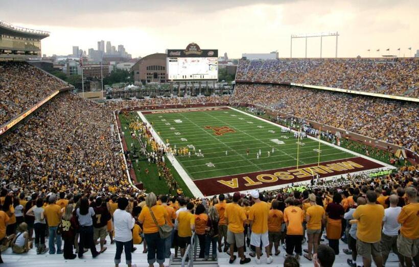 בית מלון כפרי Holiday Inn Express & Suites Eagan   Minneapolis Area, An Ihg