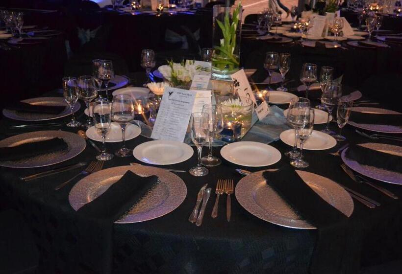 호텔 Hoyohoyo Chartwell Lodge