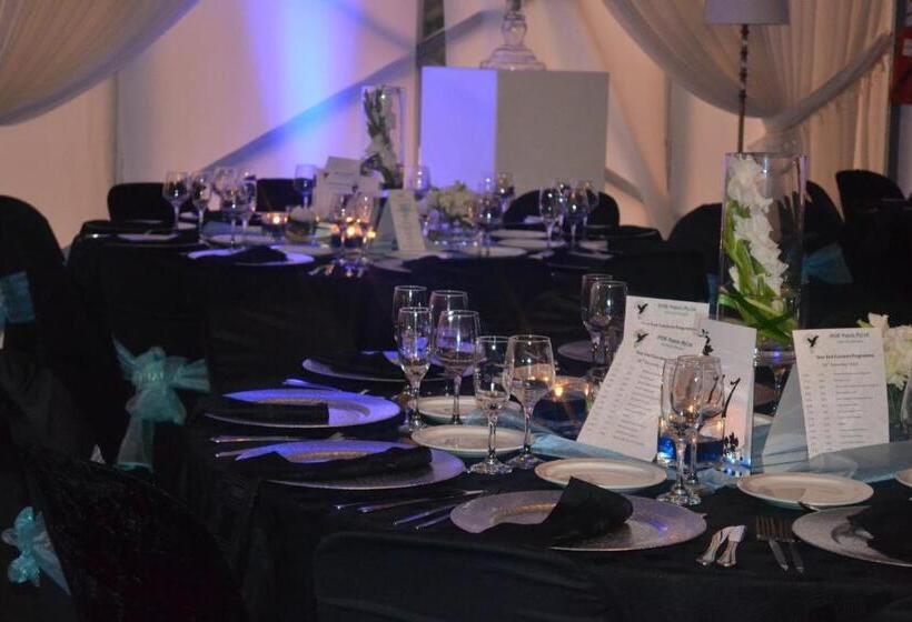 호텔 Hoyohoyo Chartwell Lodge