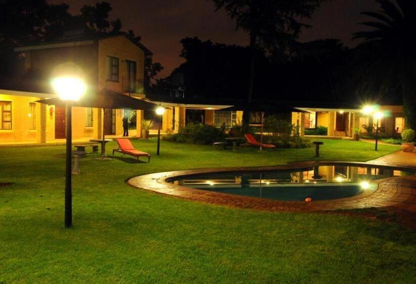 호텔 Hoyohoyo Chartwell Lodge