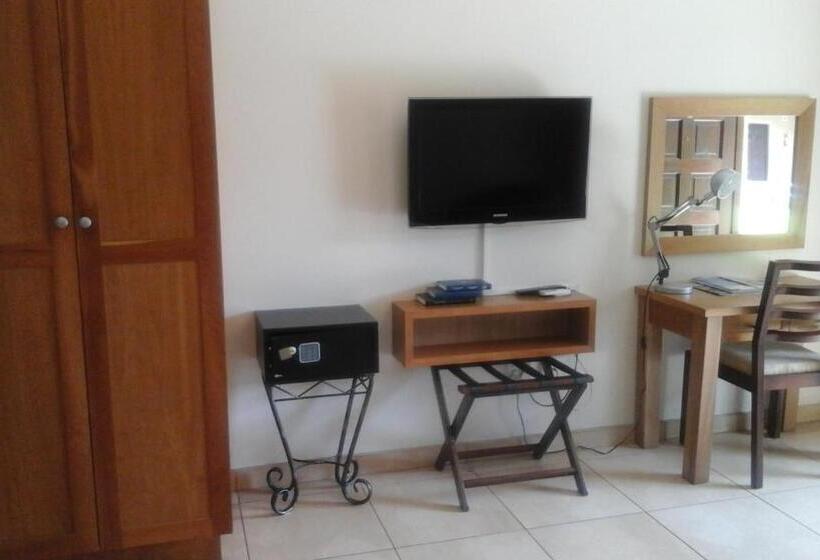 호텔 Hoyohoyo Chartwell Lodge