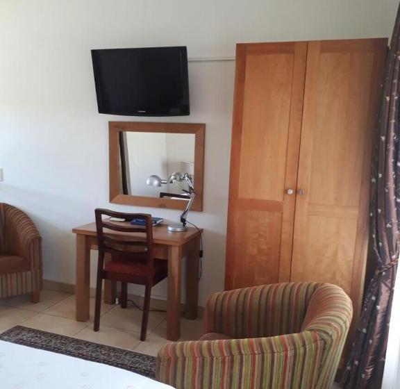 호텔 Hoyohoyo Chartwell Lodge