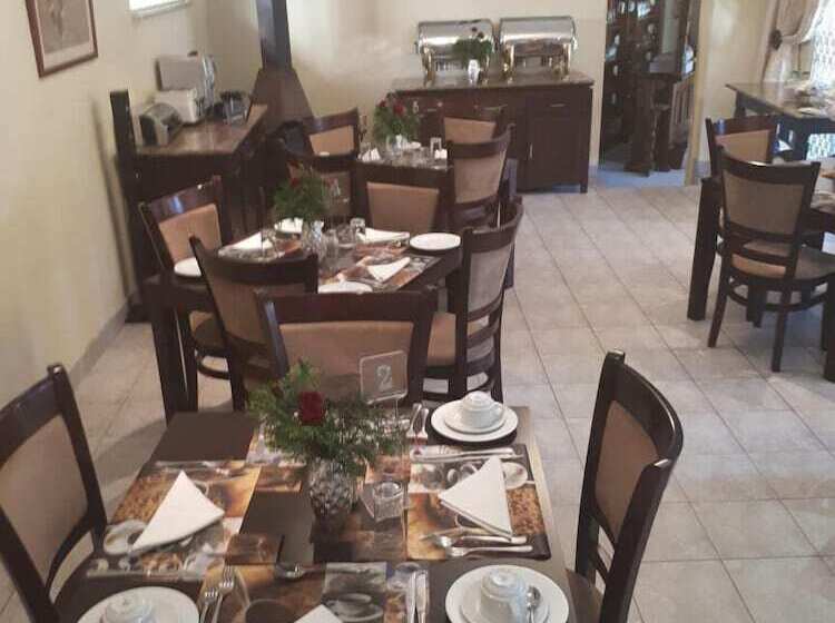 호텔 Hoyohoyo Chartwell Lodge