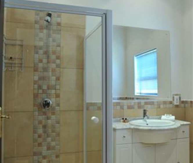 호텔 Hoyohoyo Chartwell Lodge