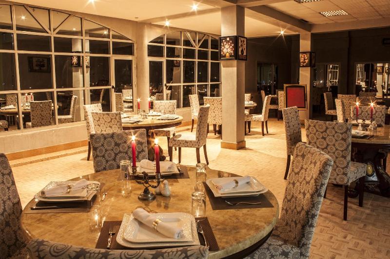 هتل Hôtel Semiramis City Center