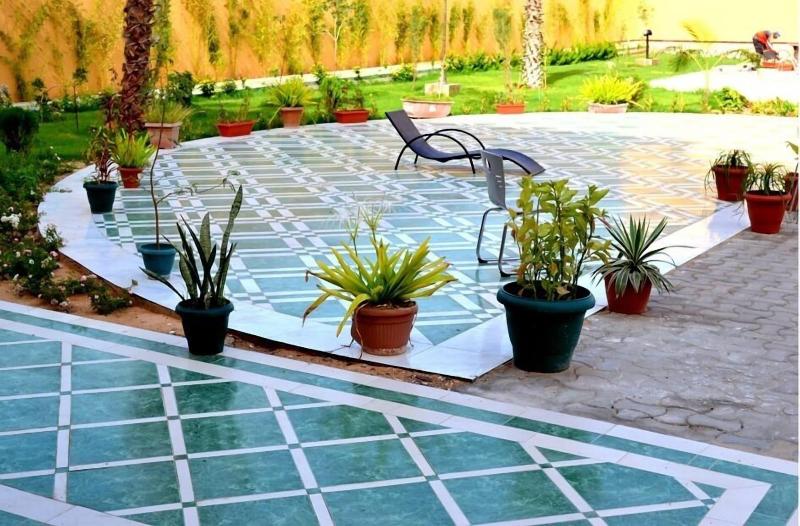 هتل Hôtel Semiramis City Center