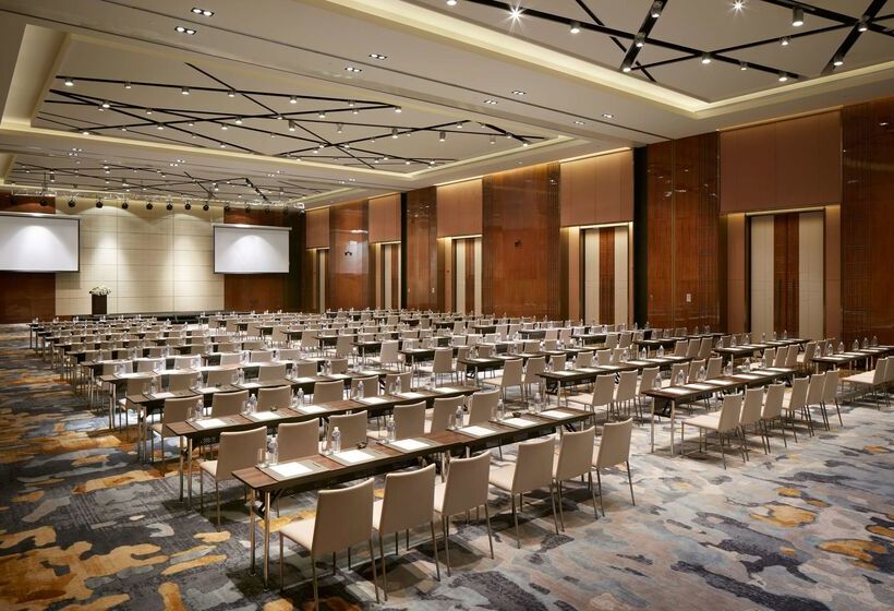 Отель Hyatt Regency Wuxi