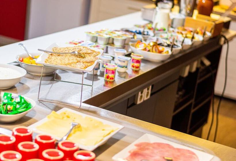 בית מלון כפרי Initial By Balladins La Rochesuryon