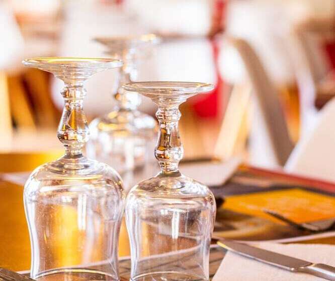 בית מלון כפרי Initial By Balladins La Rochesuryon