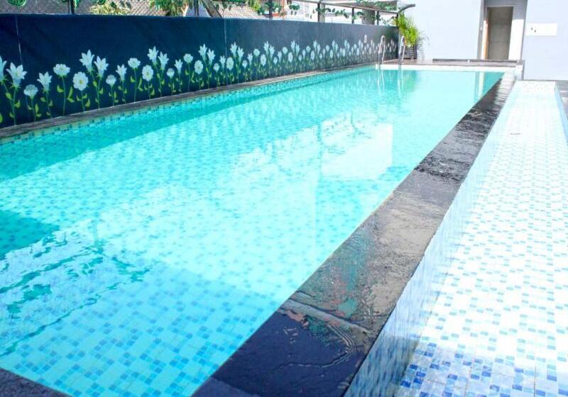 فندق Khas Makassar