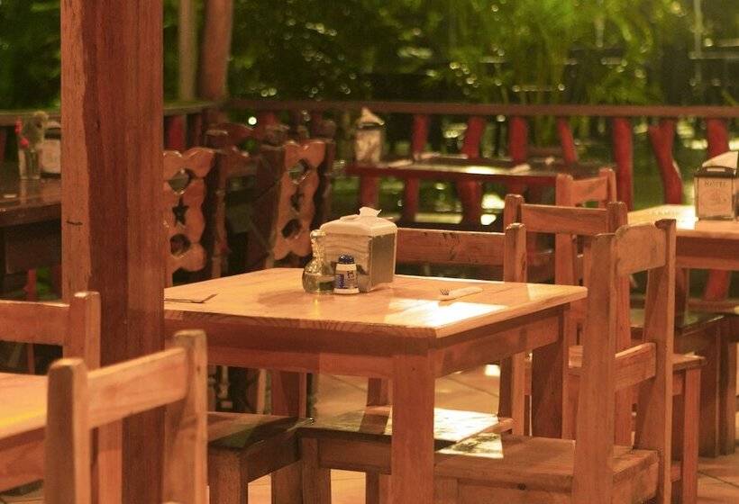 בית מלון כפרי La Isla Inn