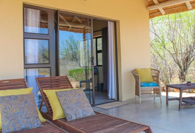 בית מלון כפרי Masodini Game Lodge