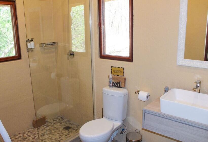 בית מלון כפרי Masodini Game Lodge