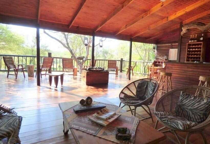 בית מלון כפרי Masodini Game Lodge