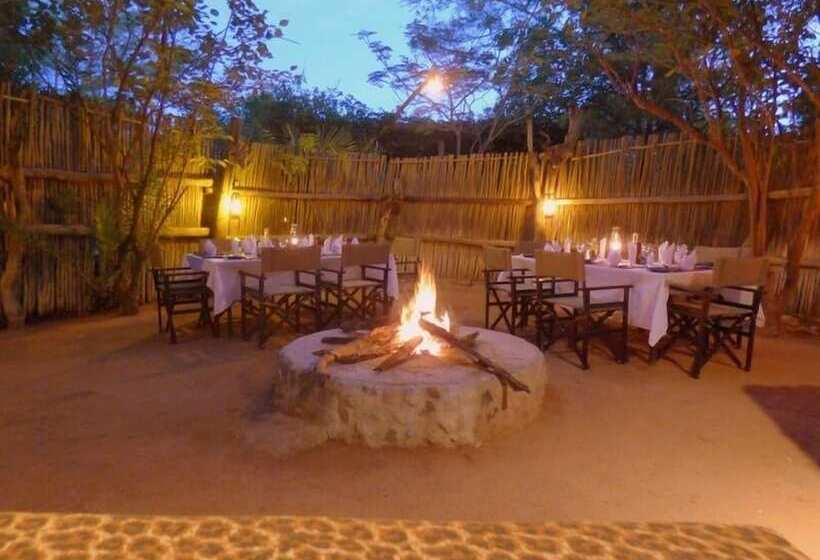 בית מלון כפרי Masodini Game Lodge