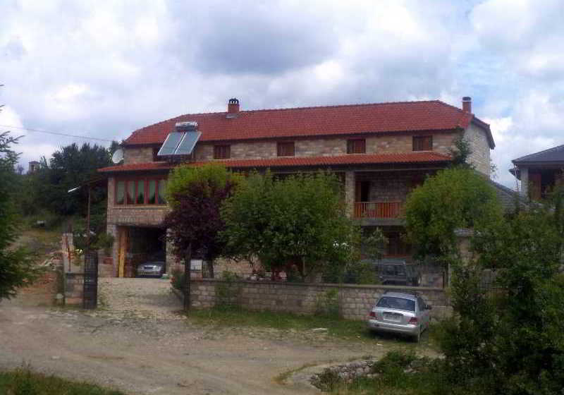 בית מלון כפרי Pashuta