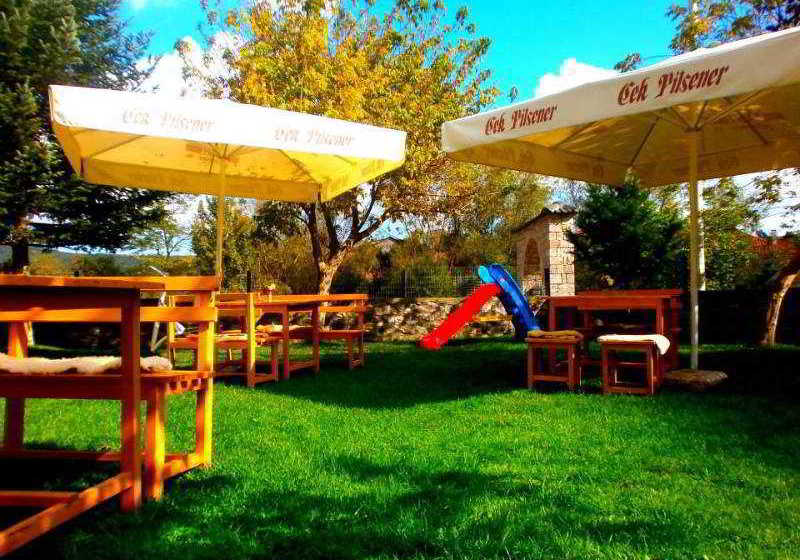 בית מלון כפרי Pashuta