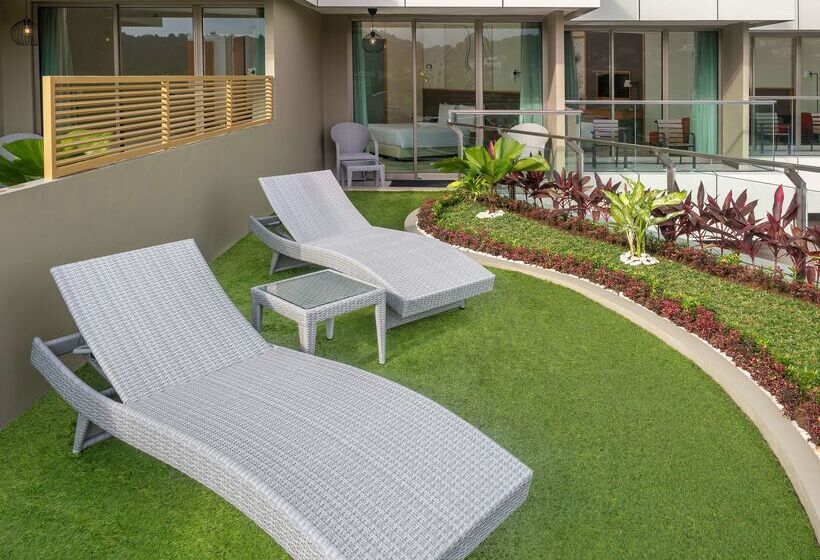 ホテル Radisson Golf & Convention Center Batam