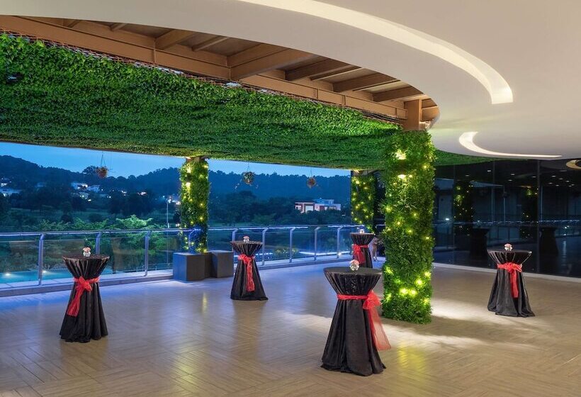 ホテル Radisson Golf & Convention Center Batam