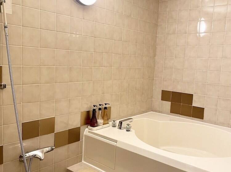 Отель Ritz Koshien