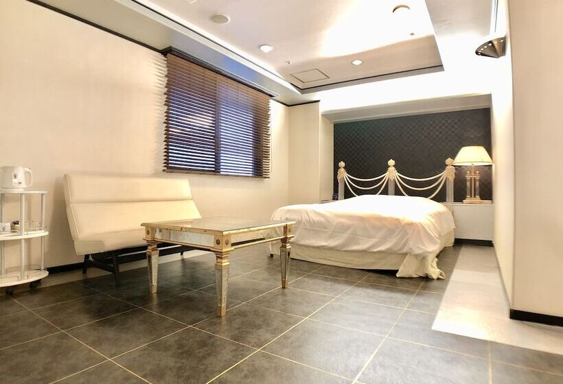 Отель Ritz Koshien